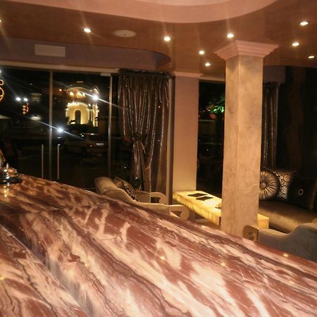 Guest House Palazzo 比亚拉 外观 照片