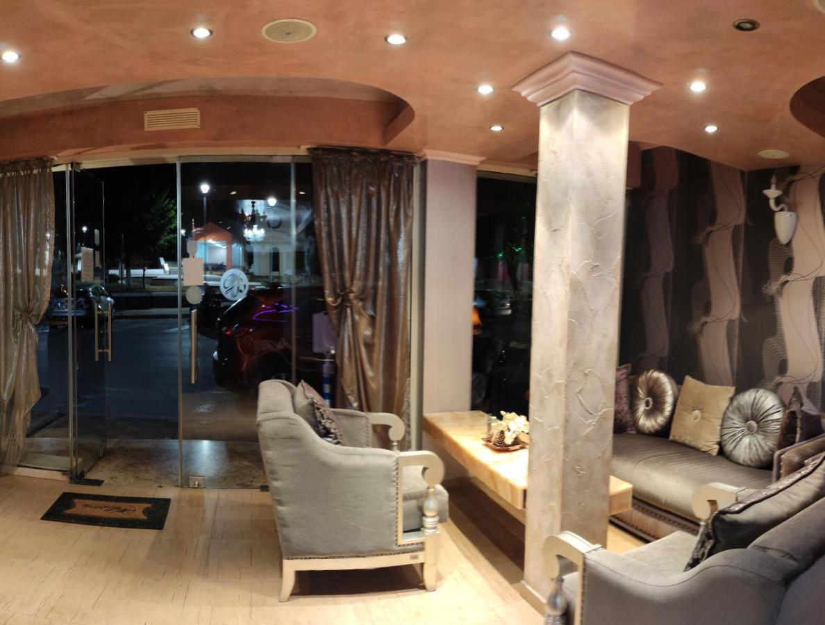 Guest House Palazzo 比亚拉 外观 照片