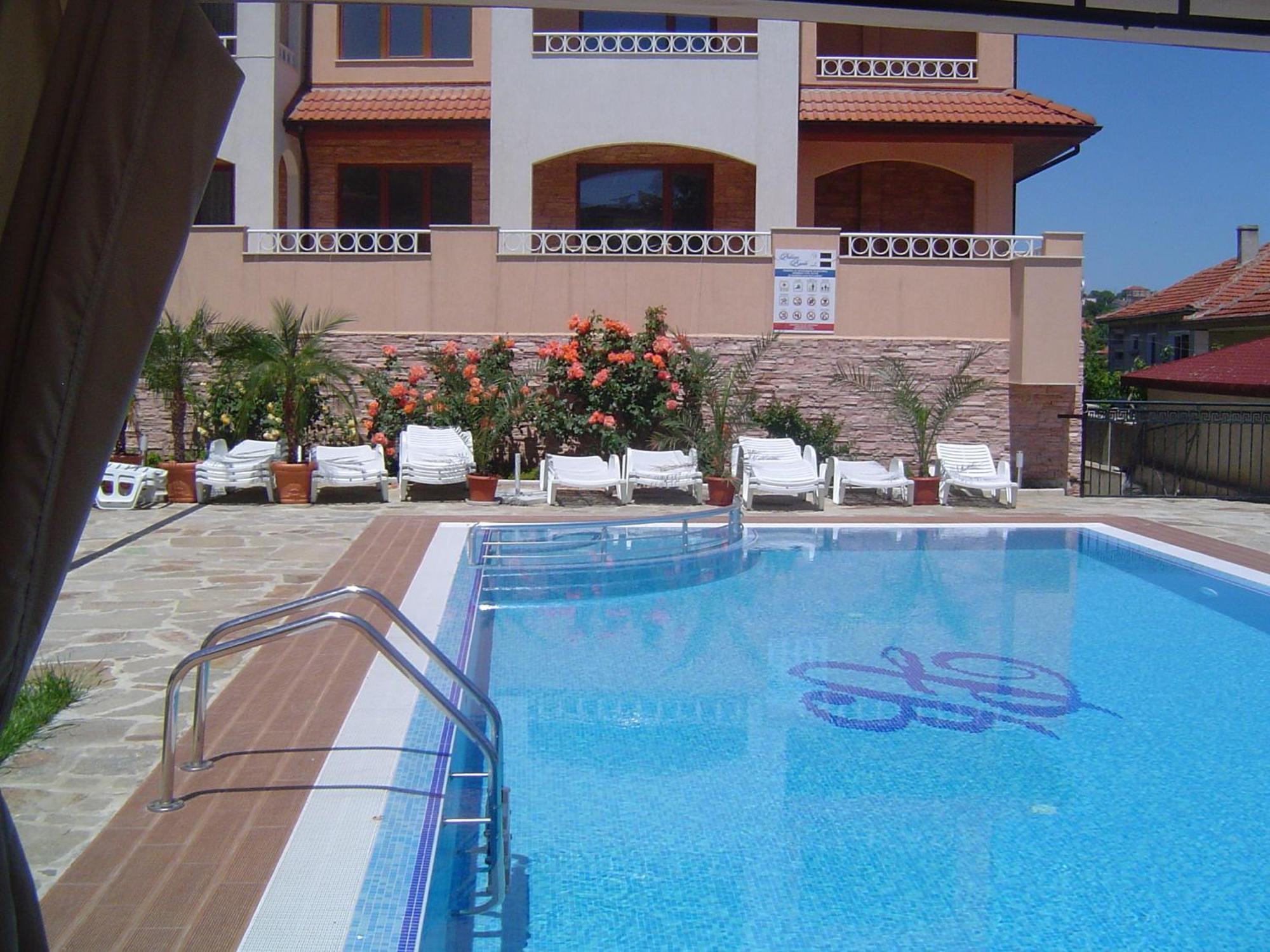 Guest House Palazzo 比亚拉 外观 照片