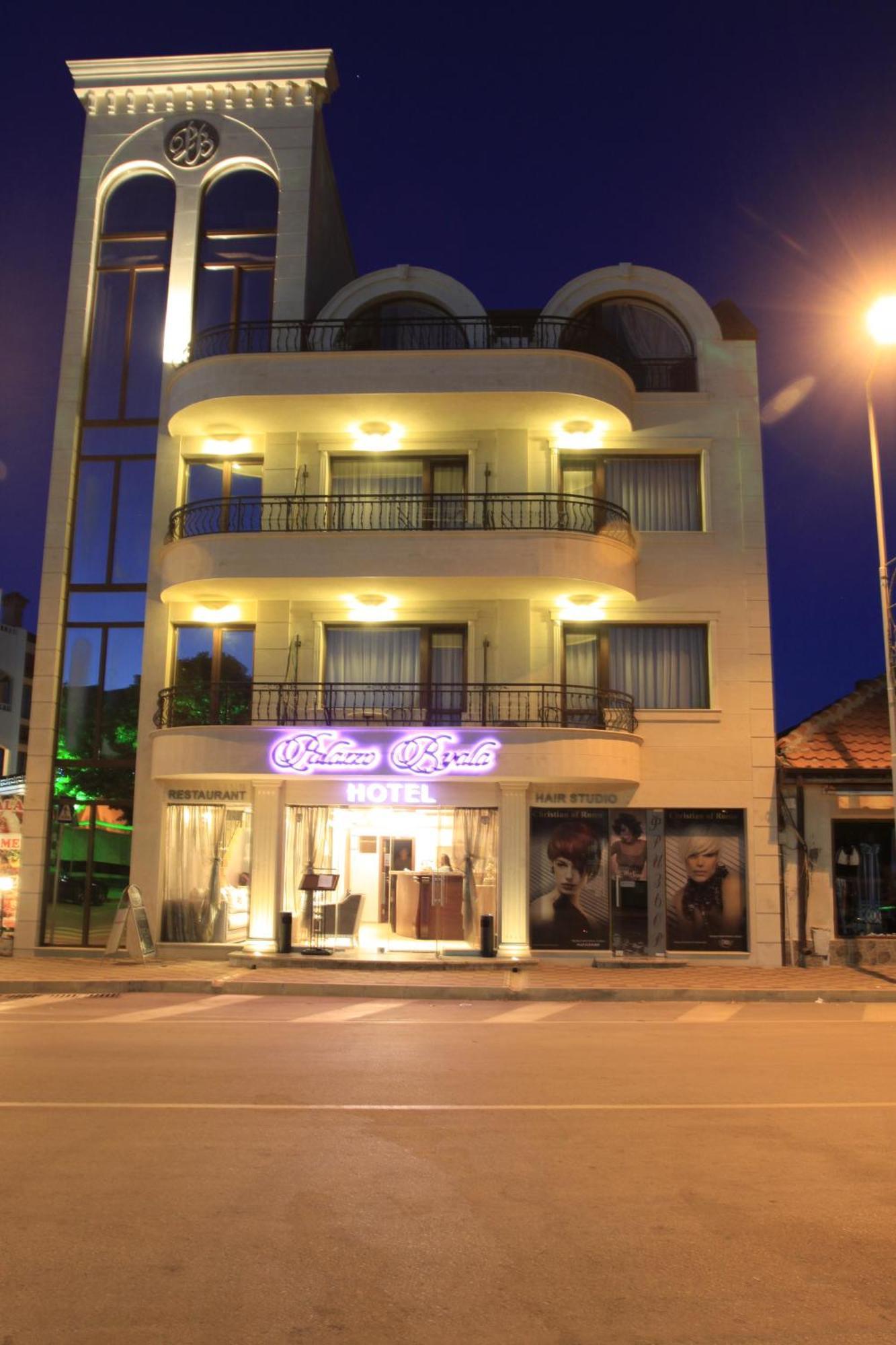 Guest House Palazzo 比亚拉 外观 照片