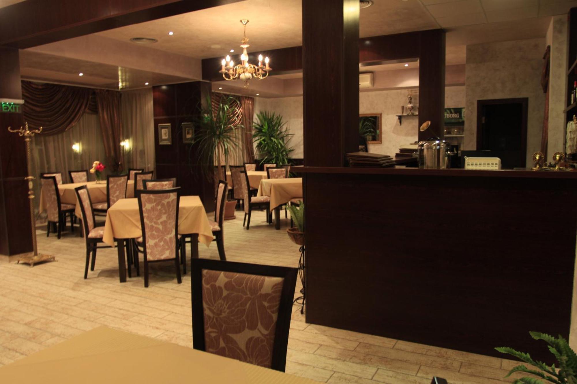 Guest House Palazzo 比亚拉 外观 照片
